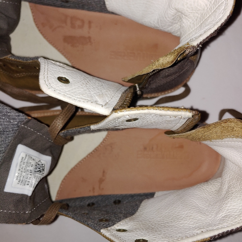 Men's Converse leather sneakers. Size 9.5 - Picture 16 of 16